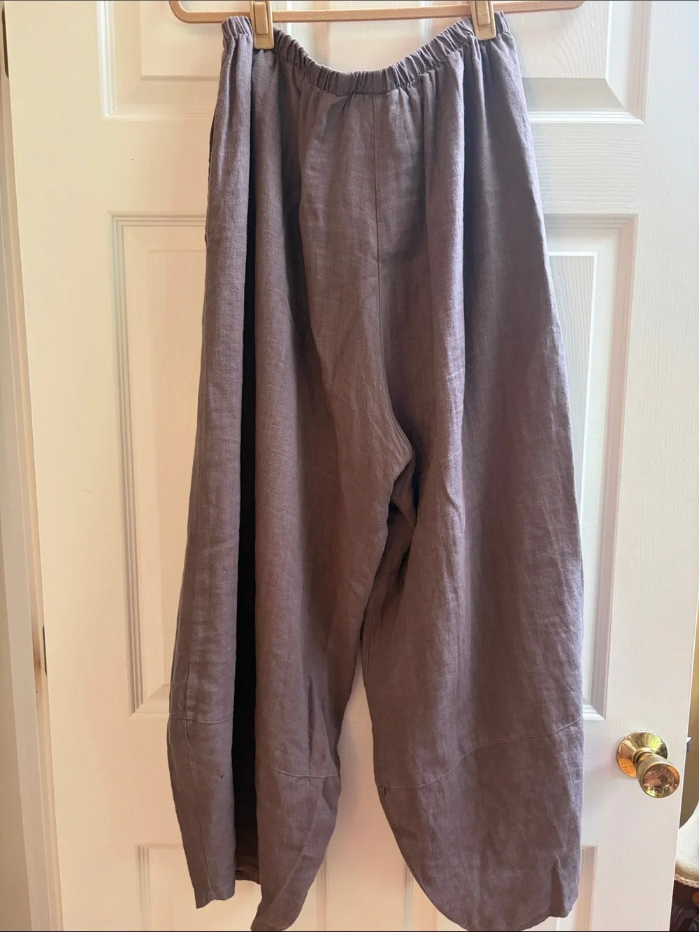 bryn Walker Linen Pants in Dusty Mauve - Picture 3 of 3